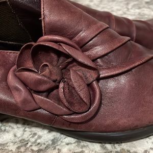 NWO Everybody Softest leather Most Comfortable 7 half Gorgeous Burgundy Shoes  🍂